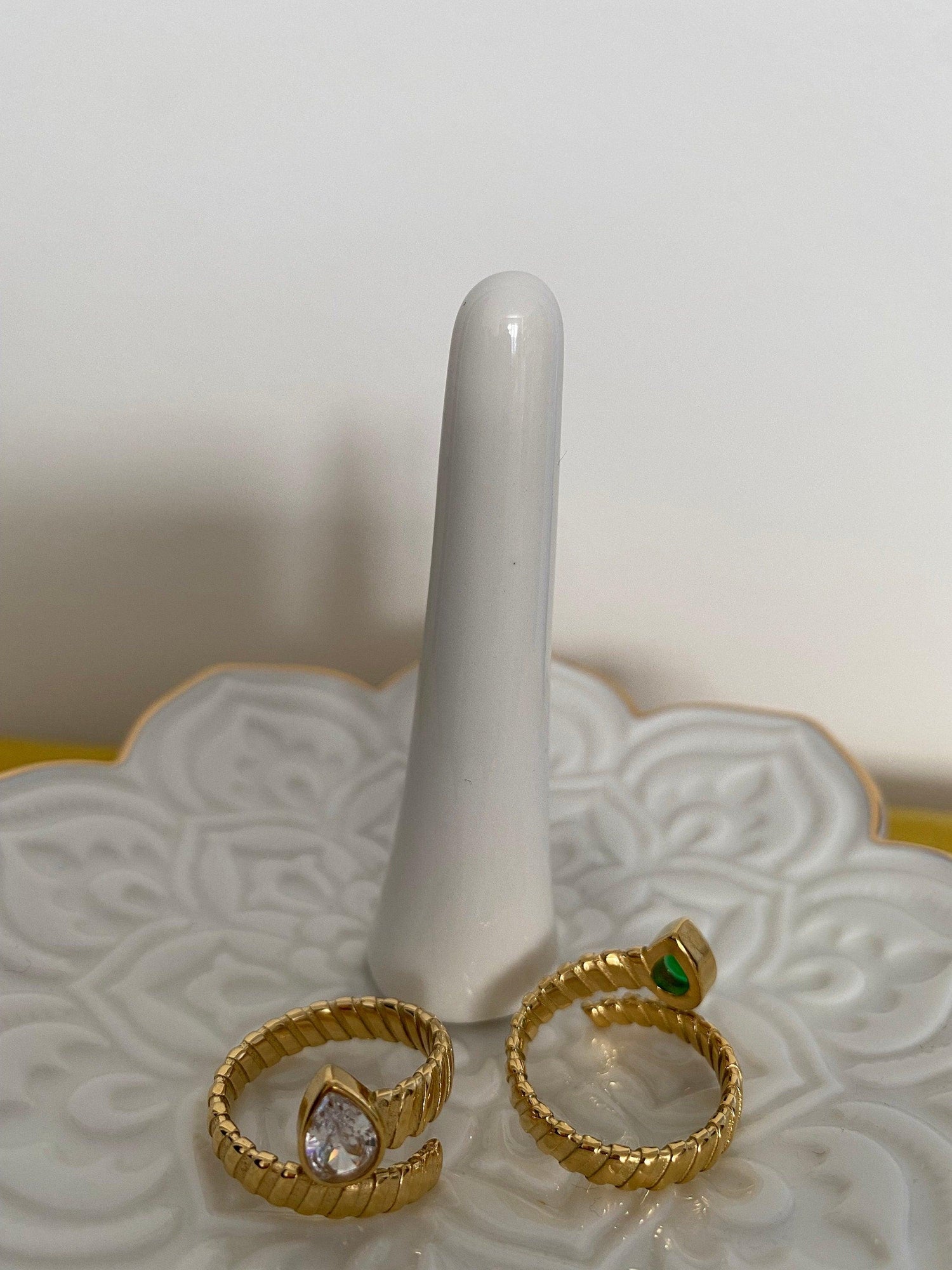 Small Tiny Teardrop Green Zircon Rings for Women, Cubic Adjusted Statement layer Rings, Spiral Twisted White Zircon Open Rings, 18K Gold