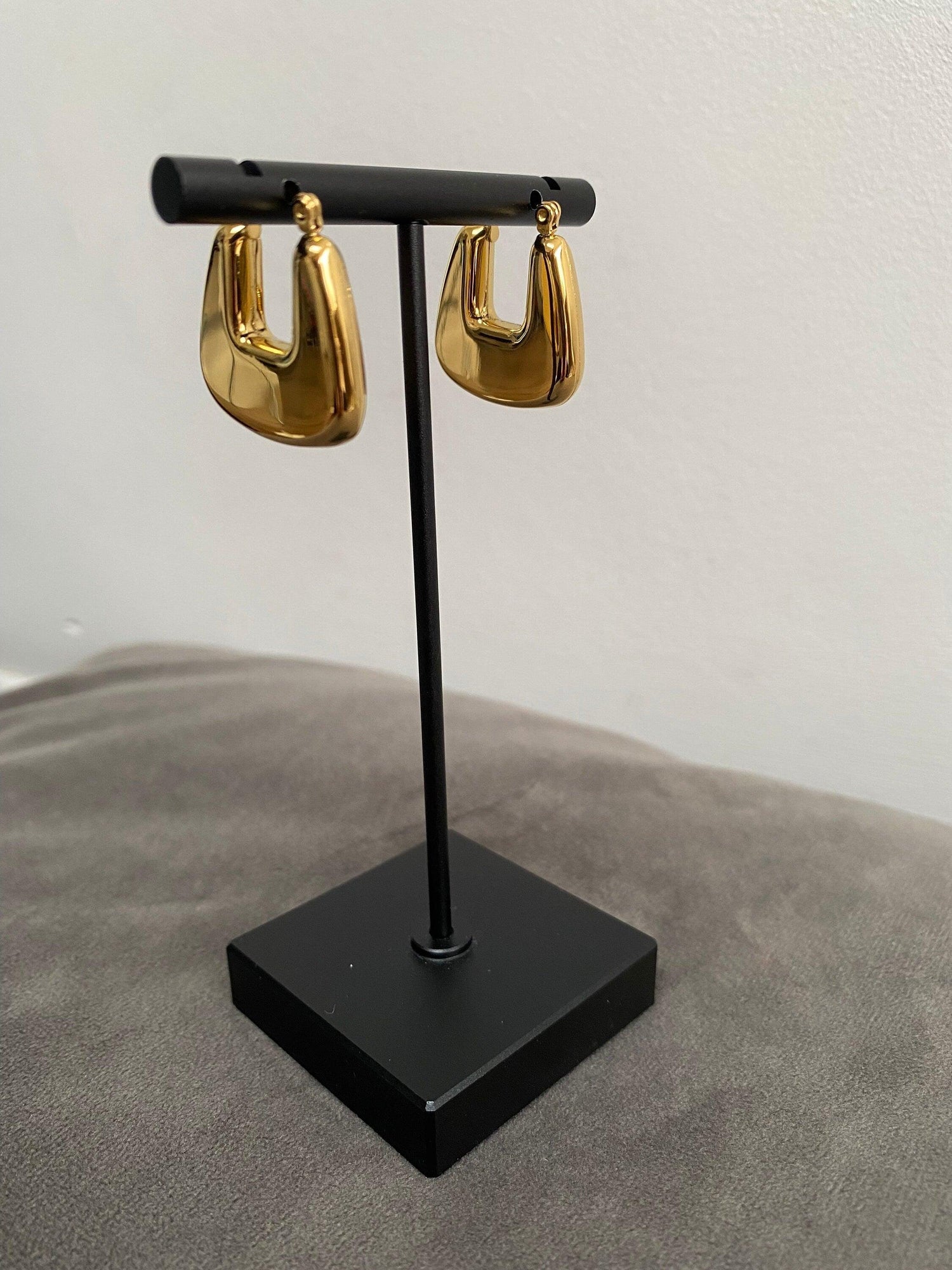 Bright Shinning 18K Gold U shape Earrings, V shape Golden Earrings for Her, Stainless Steel