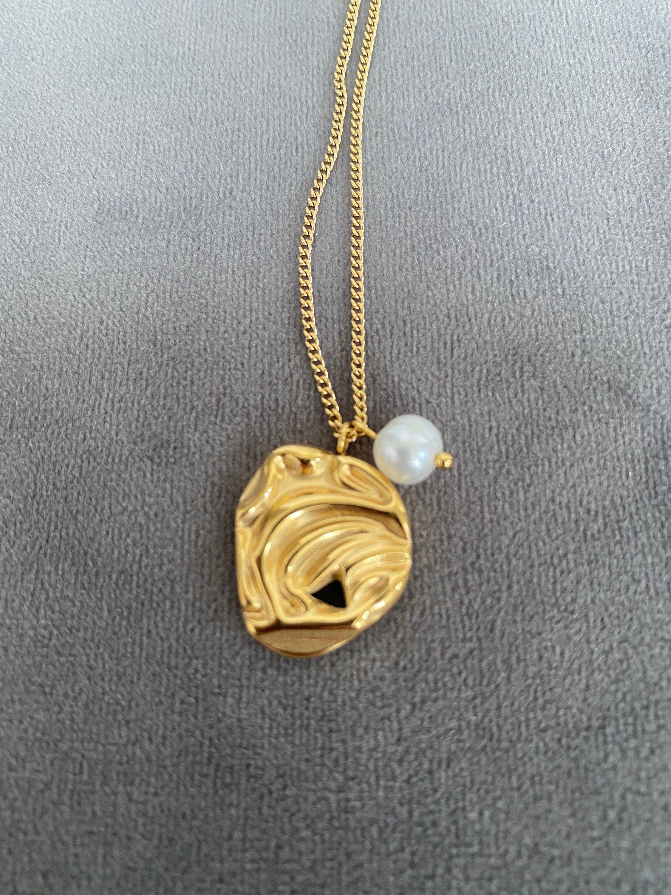 Ancient Greek Coin Pendant Pearl Necklace, Oval Coin Shape Pendant Pearl Charm Necklace, Iconic Curb Chain Necklace.