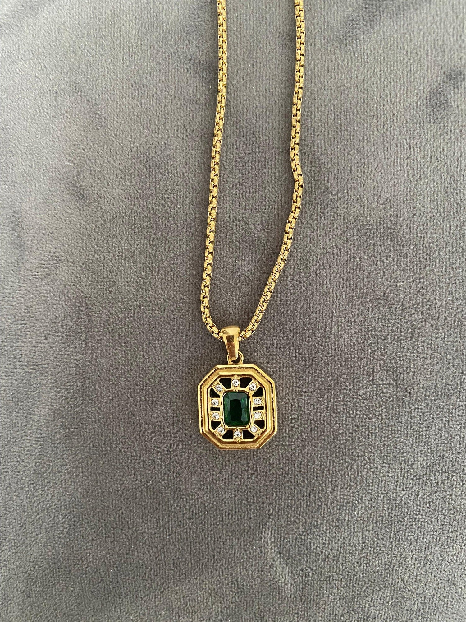Sparkling Natural Green Zircon Box Chain Necklace, Elegant Gemstone Pendant Necklace for Her, Delicate Gold Necklace. Vintage Style