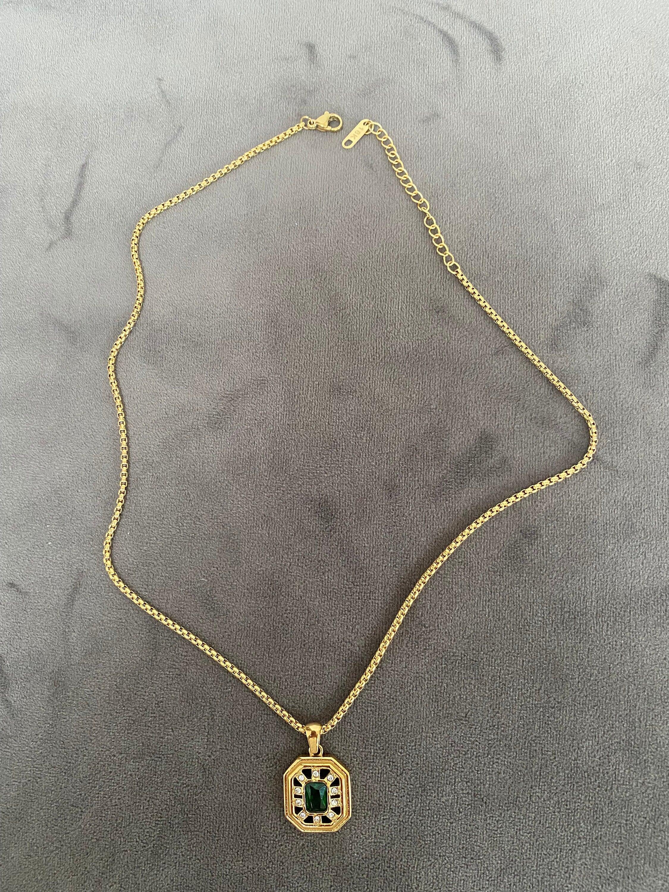 Sparkling Natural Green Zircon Box Chain Necklace, Elegant Gemstone Pendant Necklace for Her, Delicate Gold Necklace. Vintage Style
