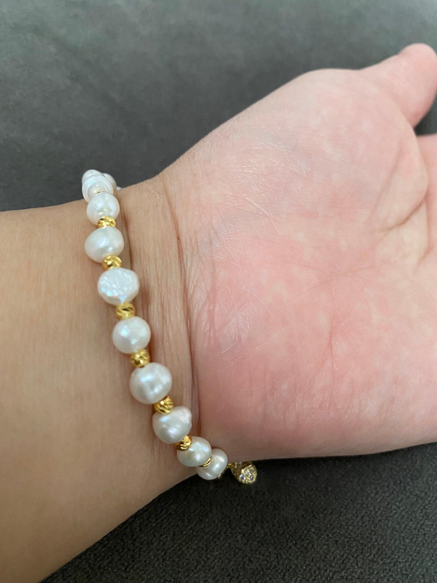 Bright Glitter Bee Bracelet, Zircon Bee Bracelet for Women, Freshwater Pearl Bracelet, Fun & Cute