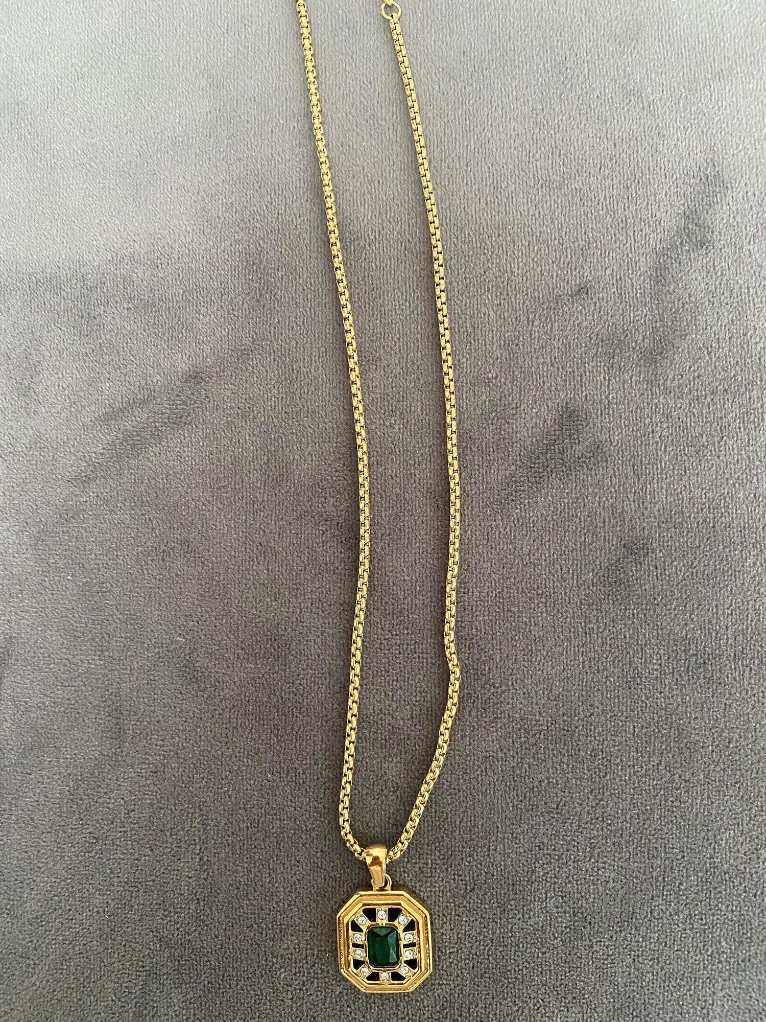 Sparkling Natural Green Zircon Box Chain Necklace, Elegant Gemstone Pendant Necklace for Her, Delicate Gold Necklace. Vintage Style