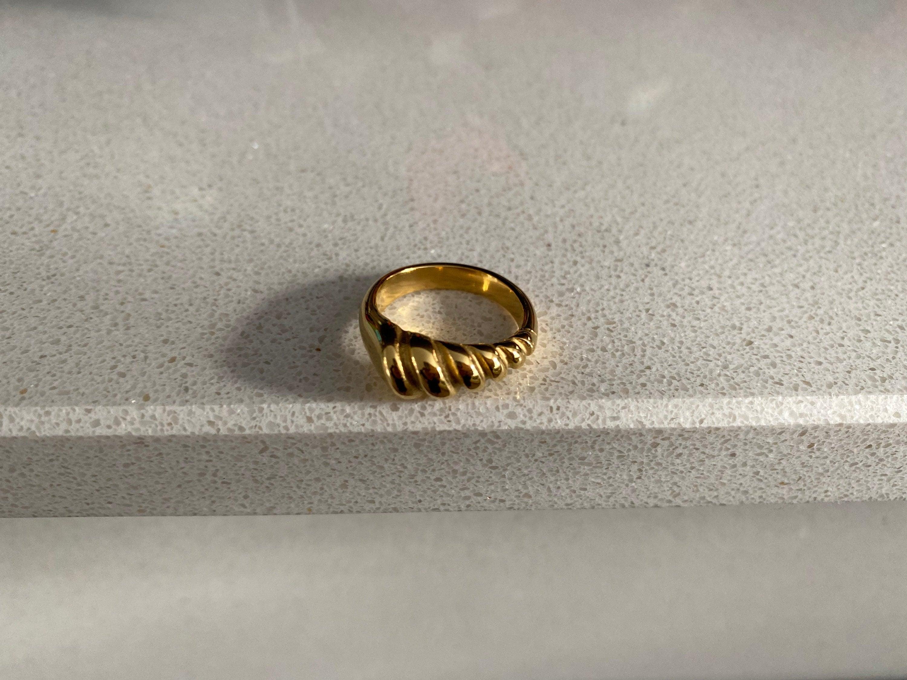 18K Gold Dome Croissant Ring, Gold Twisted Screw Ring for Her, Chunky Rope Minimalist Ring, Statement Ring, Stainless Steel