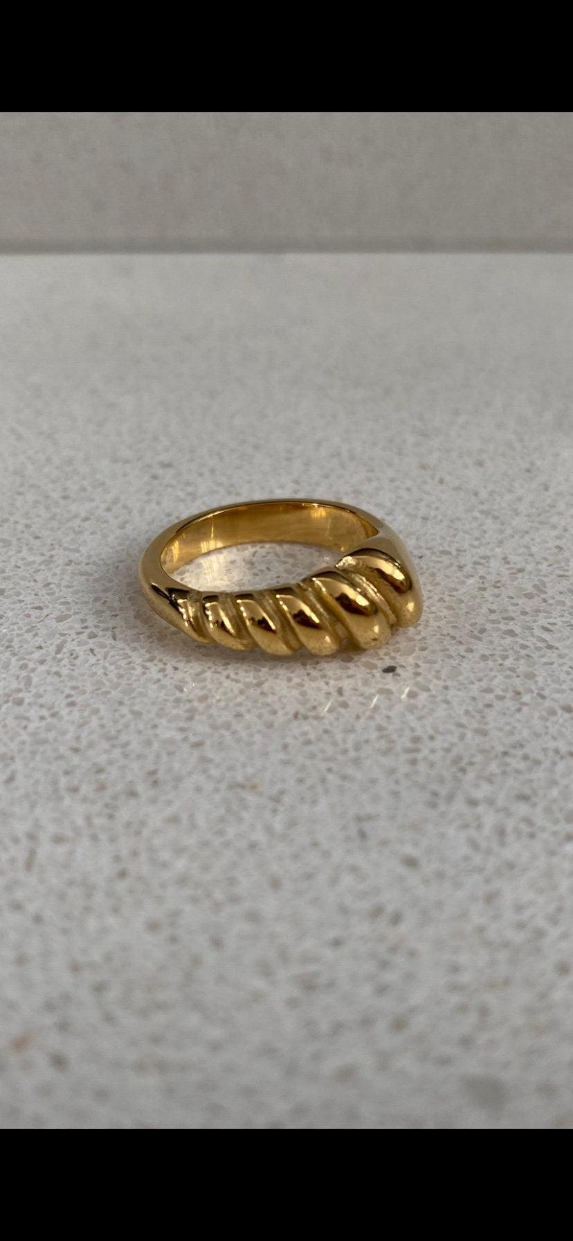18K Gold Dome Croissant Ring, Gold Twisted Screw Ring for Her, Chunky Rope Minimalist Ring, Statement Ring, Stainless Steel