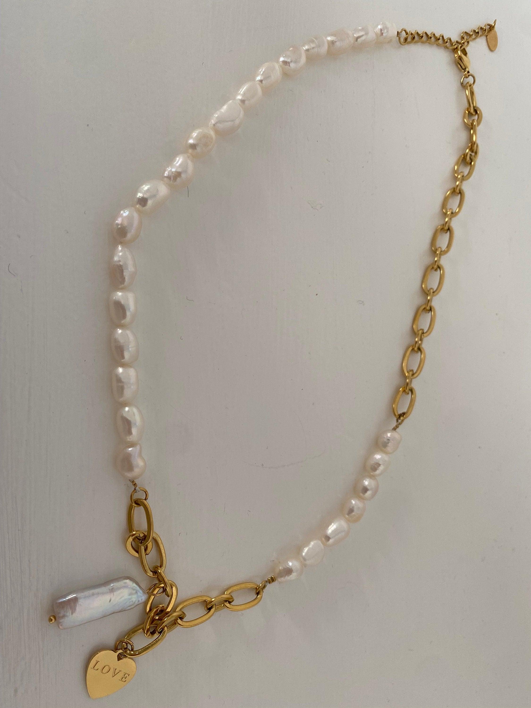 Natural Baroque Pearl Necklace for Her, Long Lasting Love Pendant Necklace, Statement Charm Choker Necklace, 18K Gold, Stainless Steel