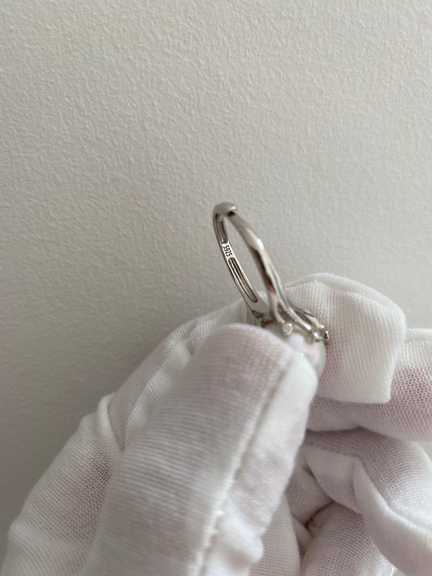 12mm Freshwater Giant Pearl Adjusted Statement Ring in Twisted Zircon Claws