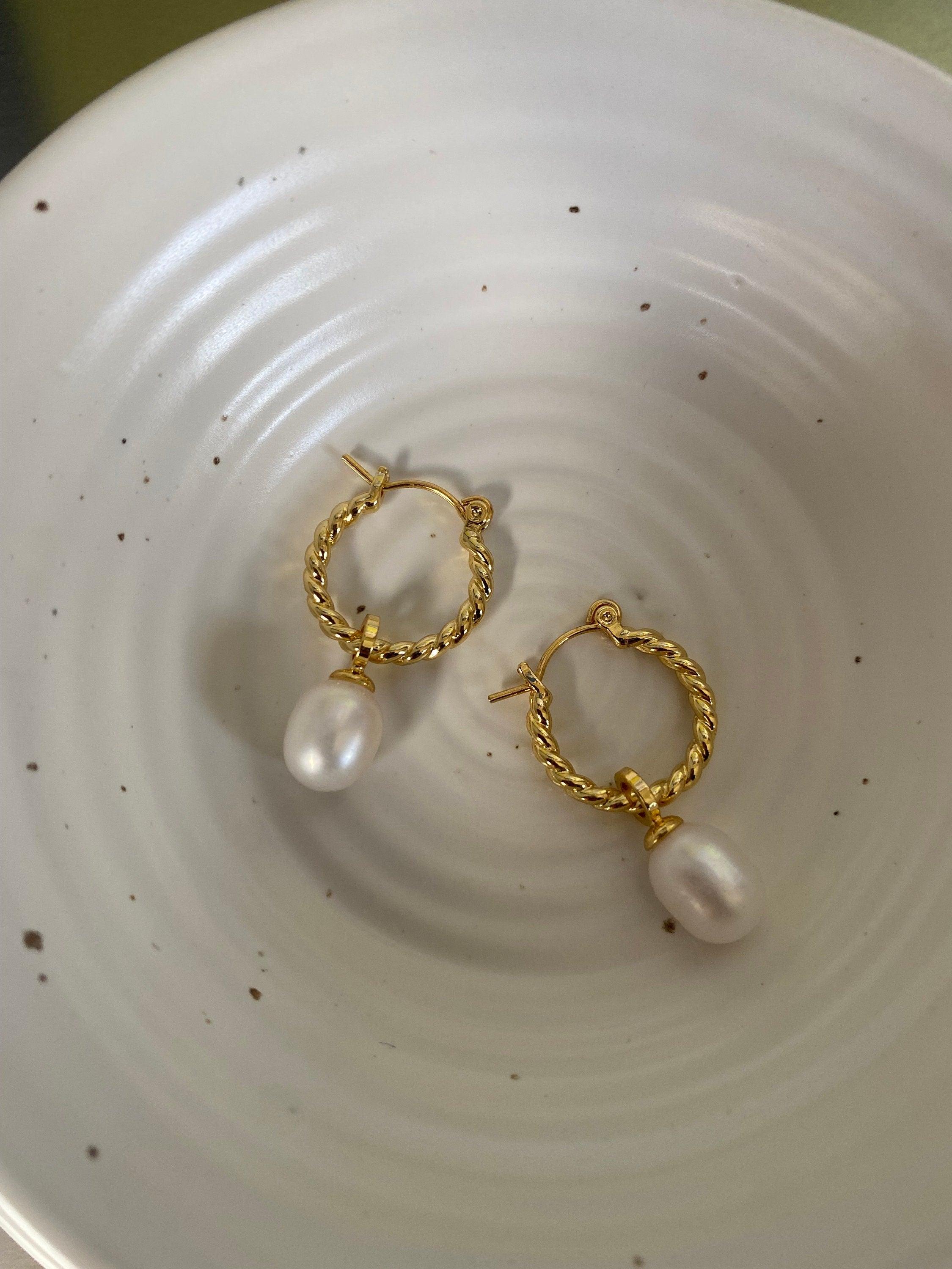 Mini Twisted Helical Pearl Earrings, Natural Freshwater Pearl Hoop Earrings For Her, Two styles in one Earrings. 18K Gold