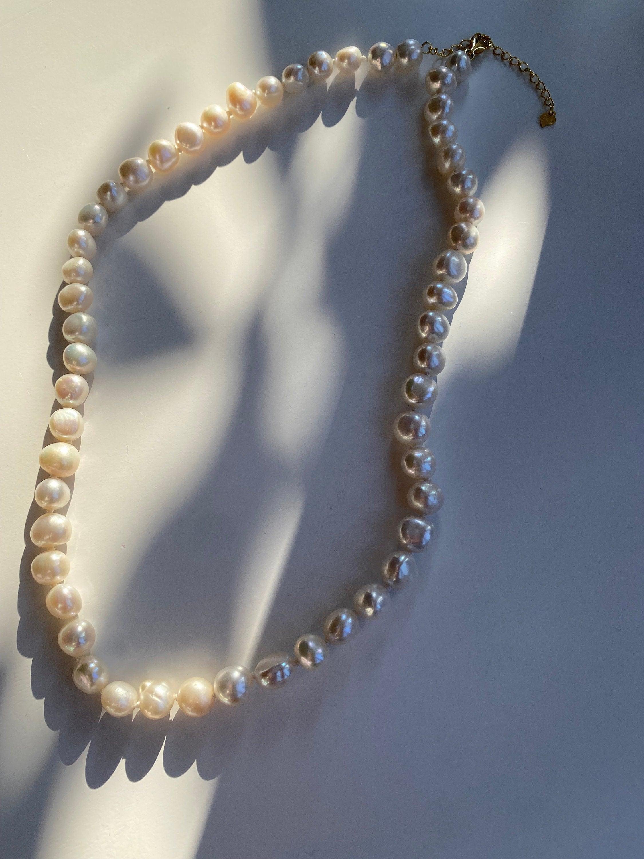 Elegant White Baroque Freshwater Pearl Necklace with 18k Gold for Her