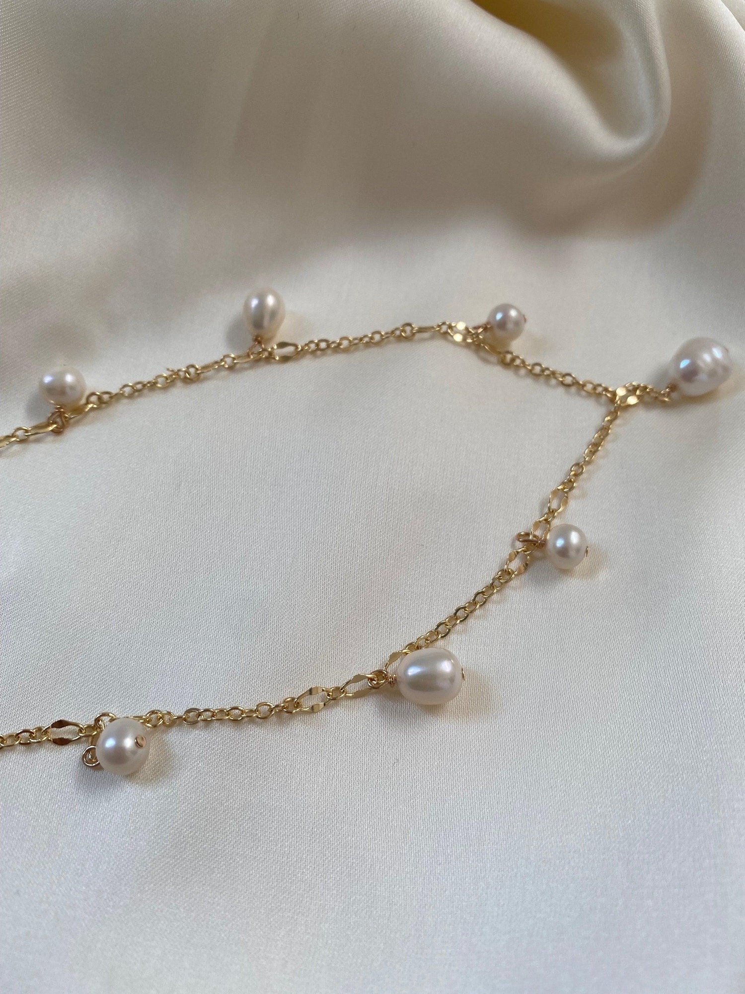 Gold Filled Multiple Drop Pearl Necklace, Dainty Layering Freshwater Pearl Choker for Her, Unique Irregular Pearl Mix Necklace