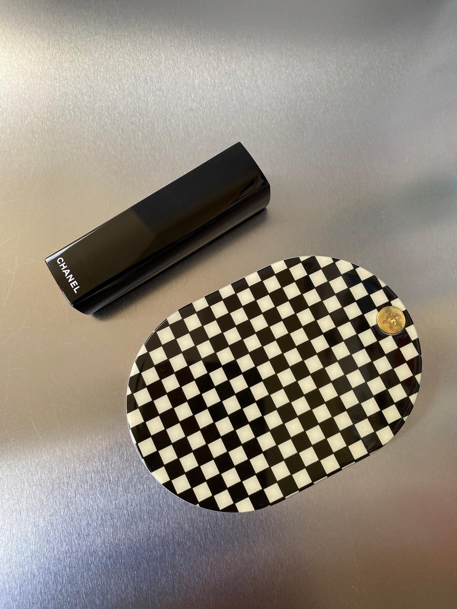 Retro Checkered Folding Mirror and Mini Slide Hair Comb Compact Set, Portable Handheld Mirror Checkerboard Design