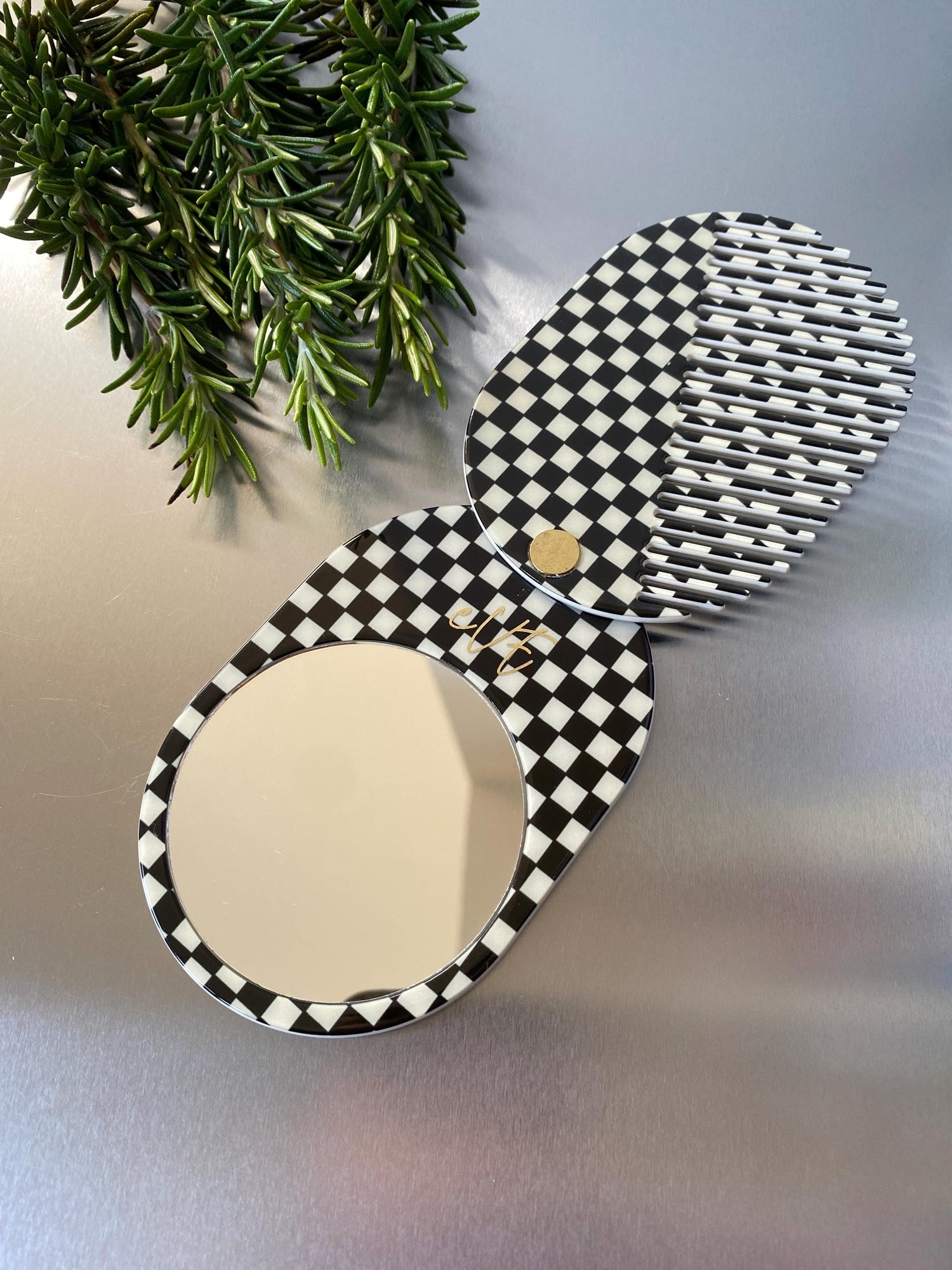 Colourful Pocket Mirror and Comb Set, Lightweight Hand Mirror Comb, Compact Mirror. Makeup Mirror for Bag, Bridesmaid Gift Ideas