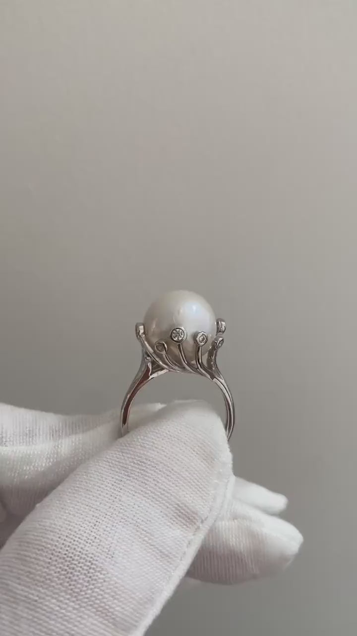 12mm Freshwater Giant Pearl Adjusted Statement Ring in Twisted Zircon Claws