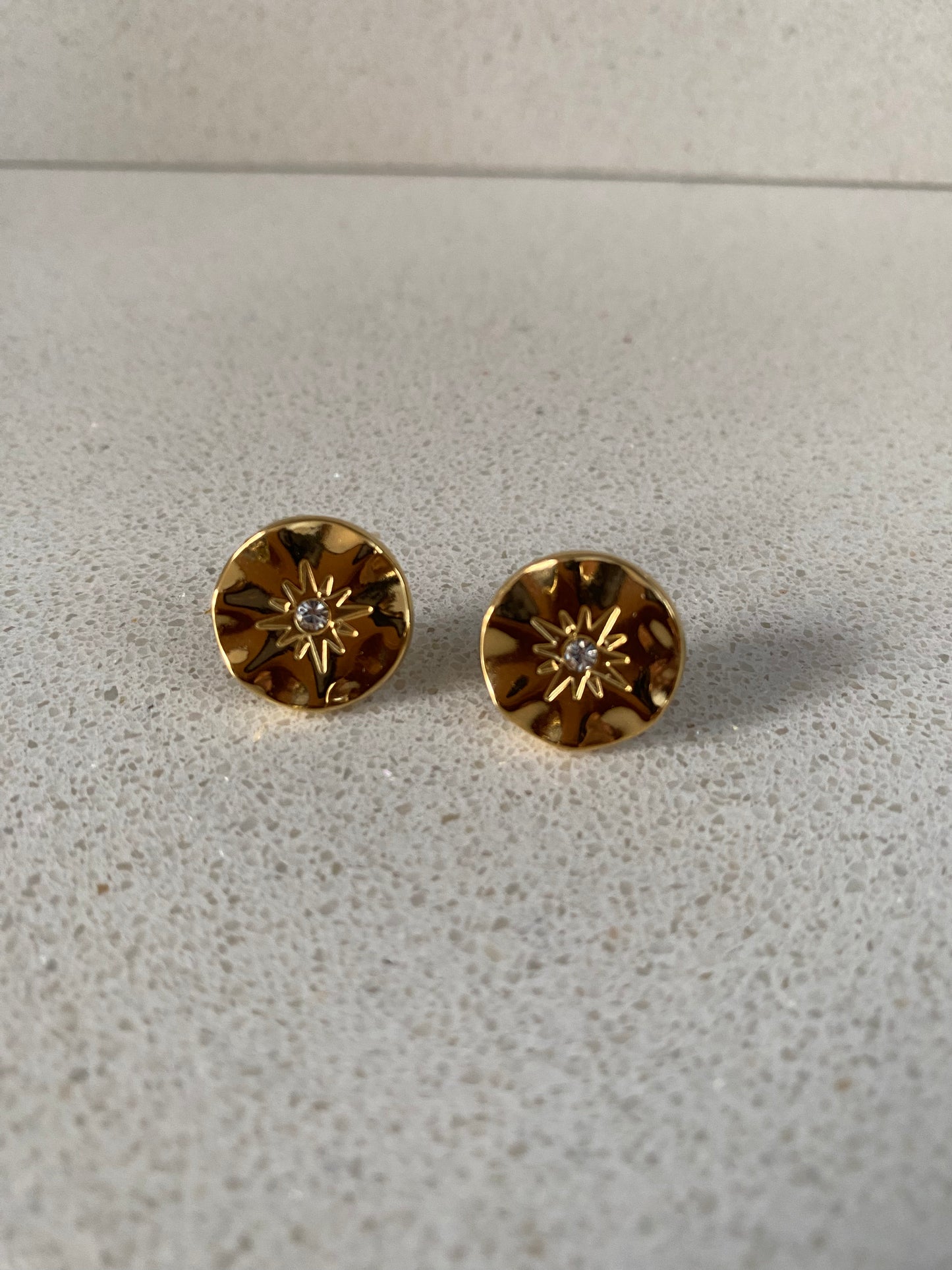 Cute Charm Button Stud Earring, Classic Versatile Star Stud Earring, Bling Zircon Circle Stud Earring, 18K Gold, Perfect for Everyday Wear eVE United Kingdom