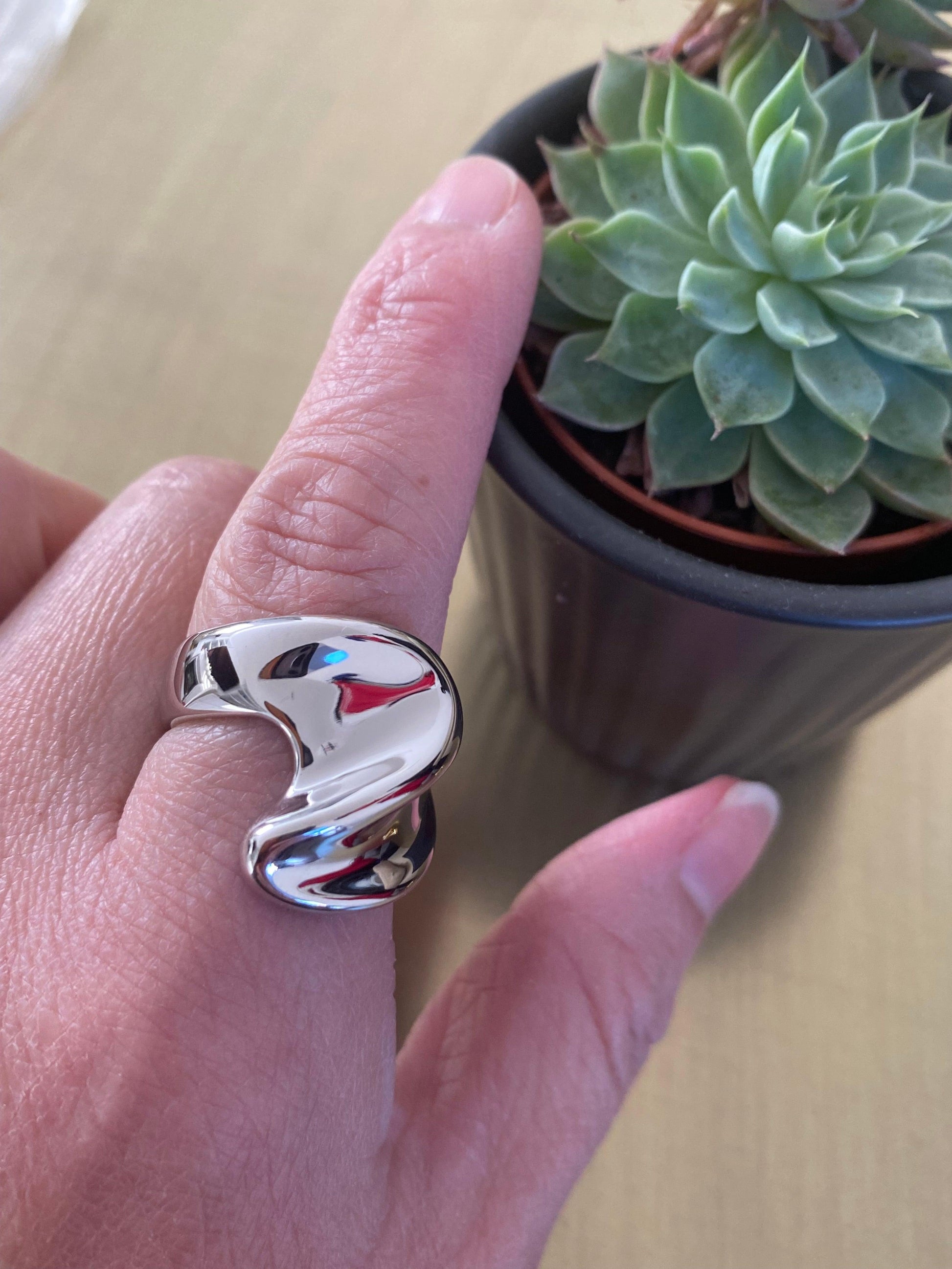 Gold Muse Wide Ring, Dome Wide Statement Ring for Her, Large Chunky Stack Ring. Large Wave Chunky Ring in Sterling Silver - eVE United Kingdom