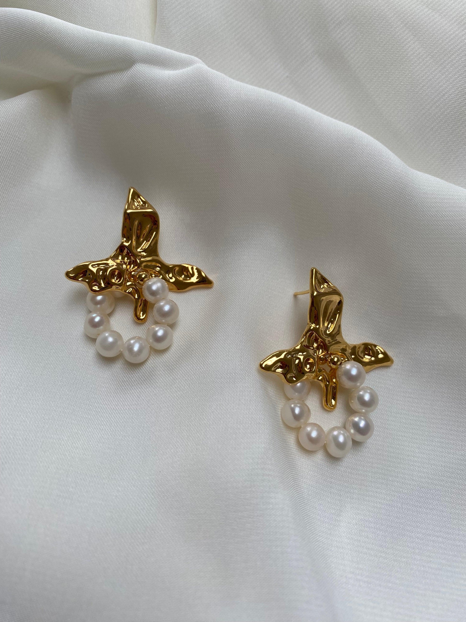 Retro Irregular Shape Freshwater Pearl Drop earring, Cute Brass Bird Shape Pearl Stud Earring, 18K Gold eVE United Kingdom