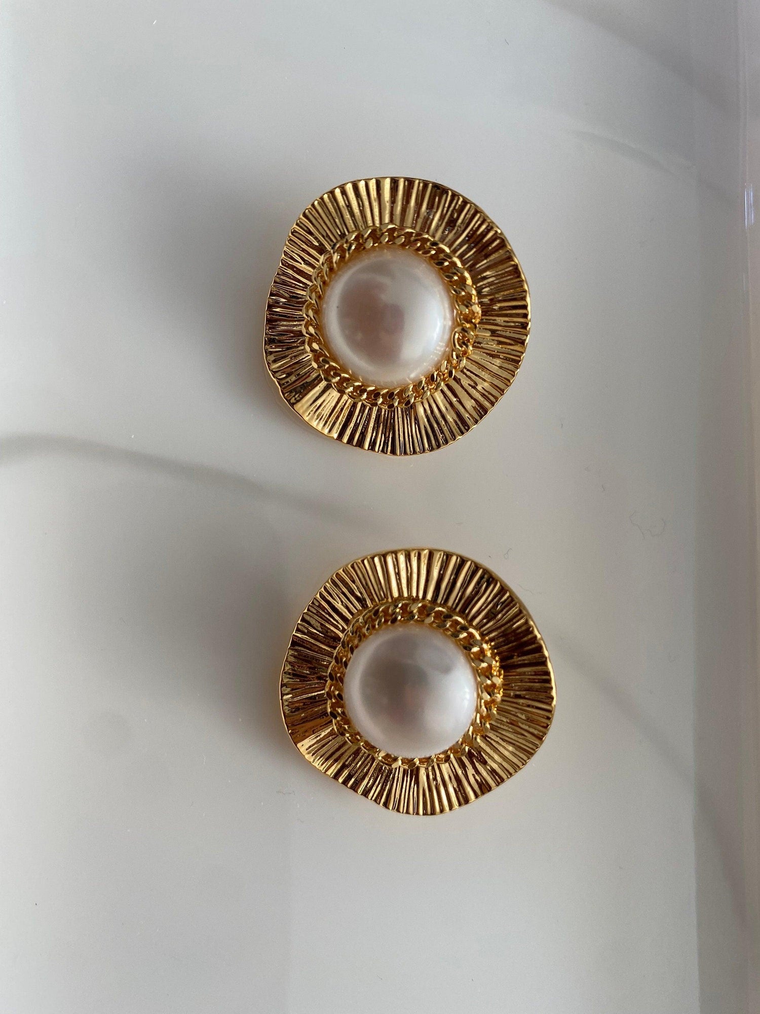 Large Straw Hat Freshwater Pearl Stud Earrings, Korean Style Giant Pearl Statement Earrings for Her. 18K gold Plated and Perfect for Summer