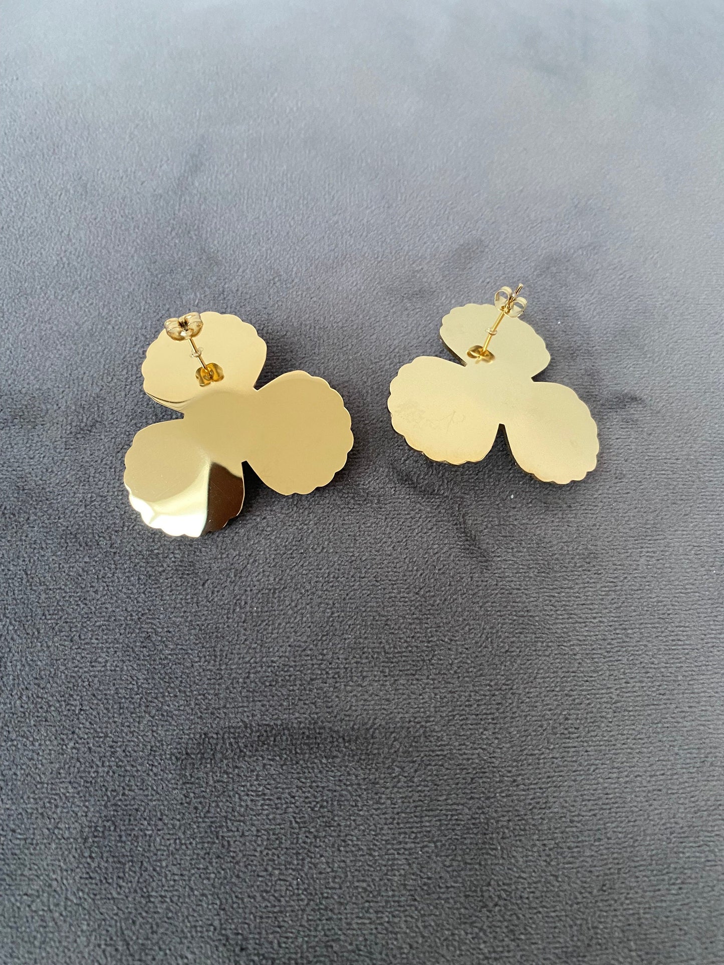 BrighBright Shining Flower Pearl Earrings, Fan Design, 16K Gold Petal Stud For Women