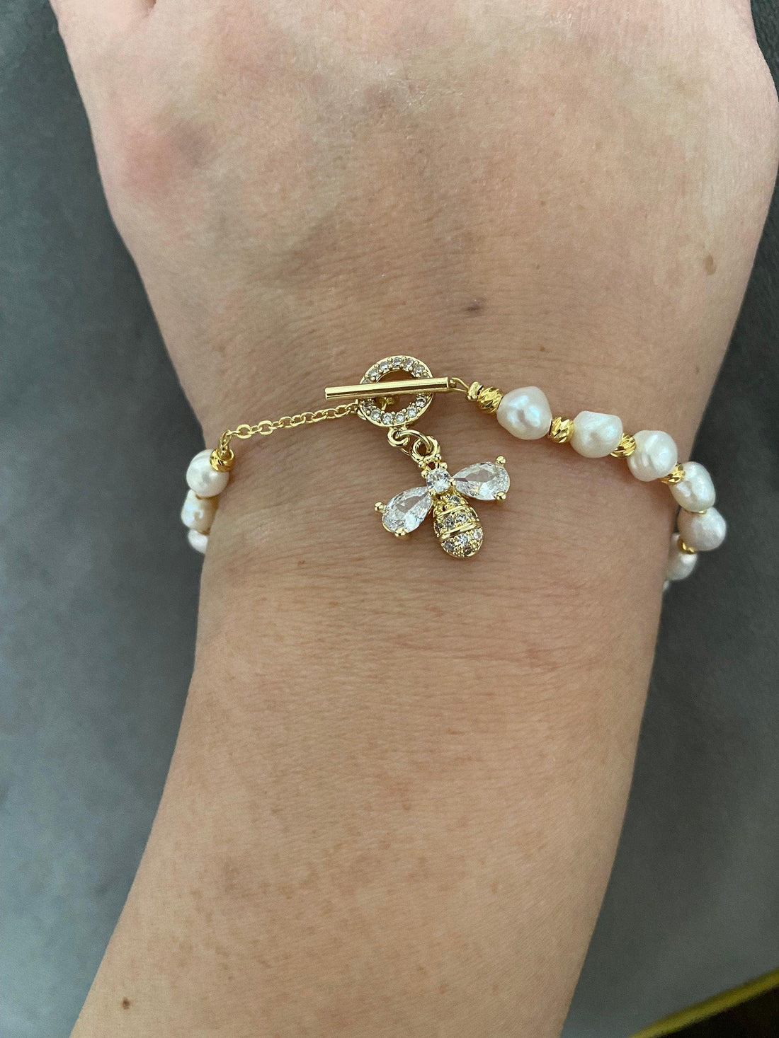 Bright Glitter Bee Bracelet, Zircon Bee Bracelet for Women, Freshwater Pearl Bracelet, Fun &amp; Cute