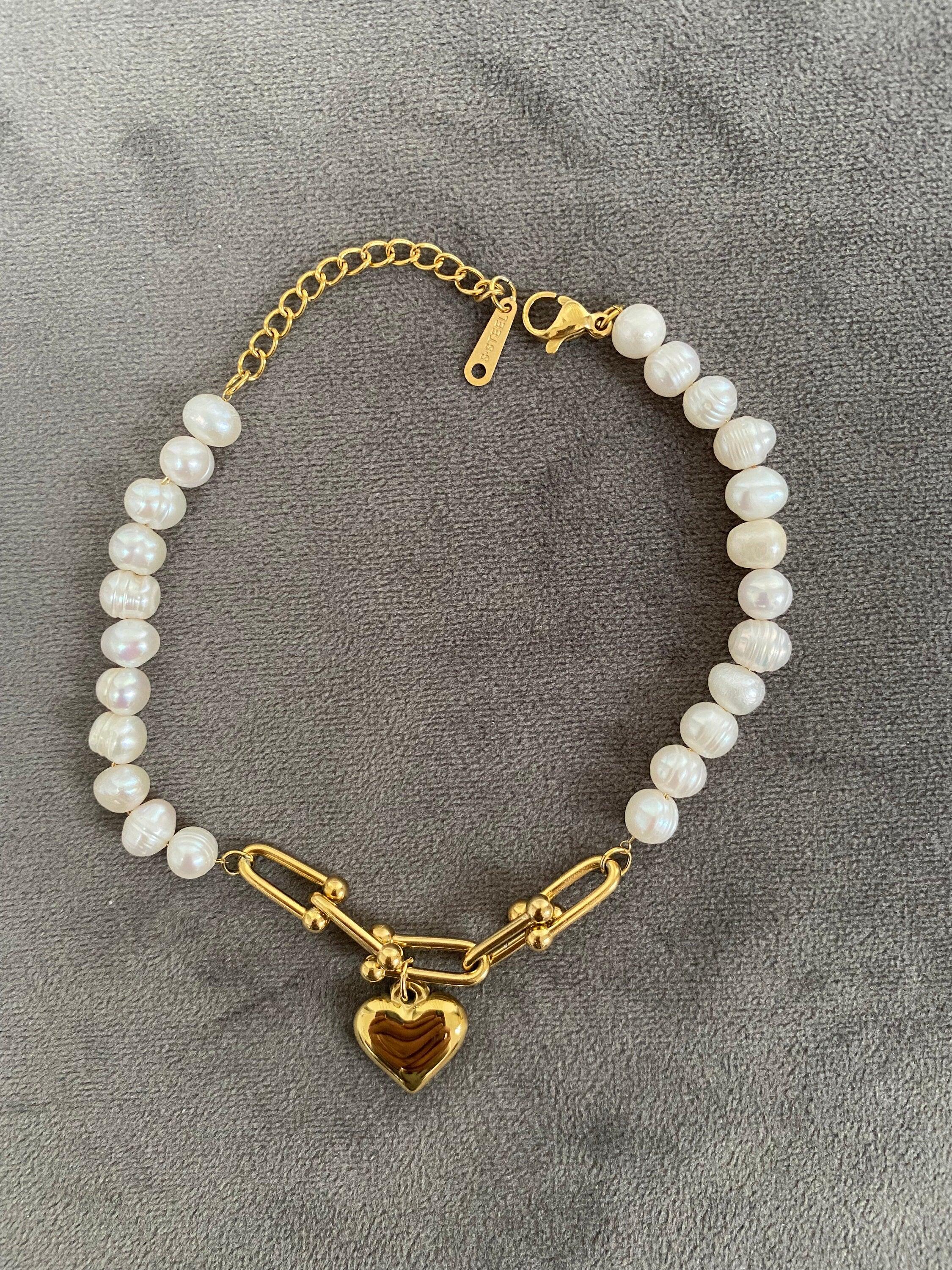 18k Gold Dainty Lock Link Bracelet with Rice and Heart Pearls - Elegant Women&