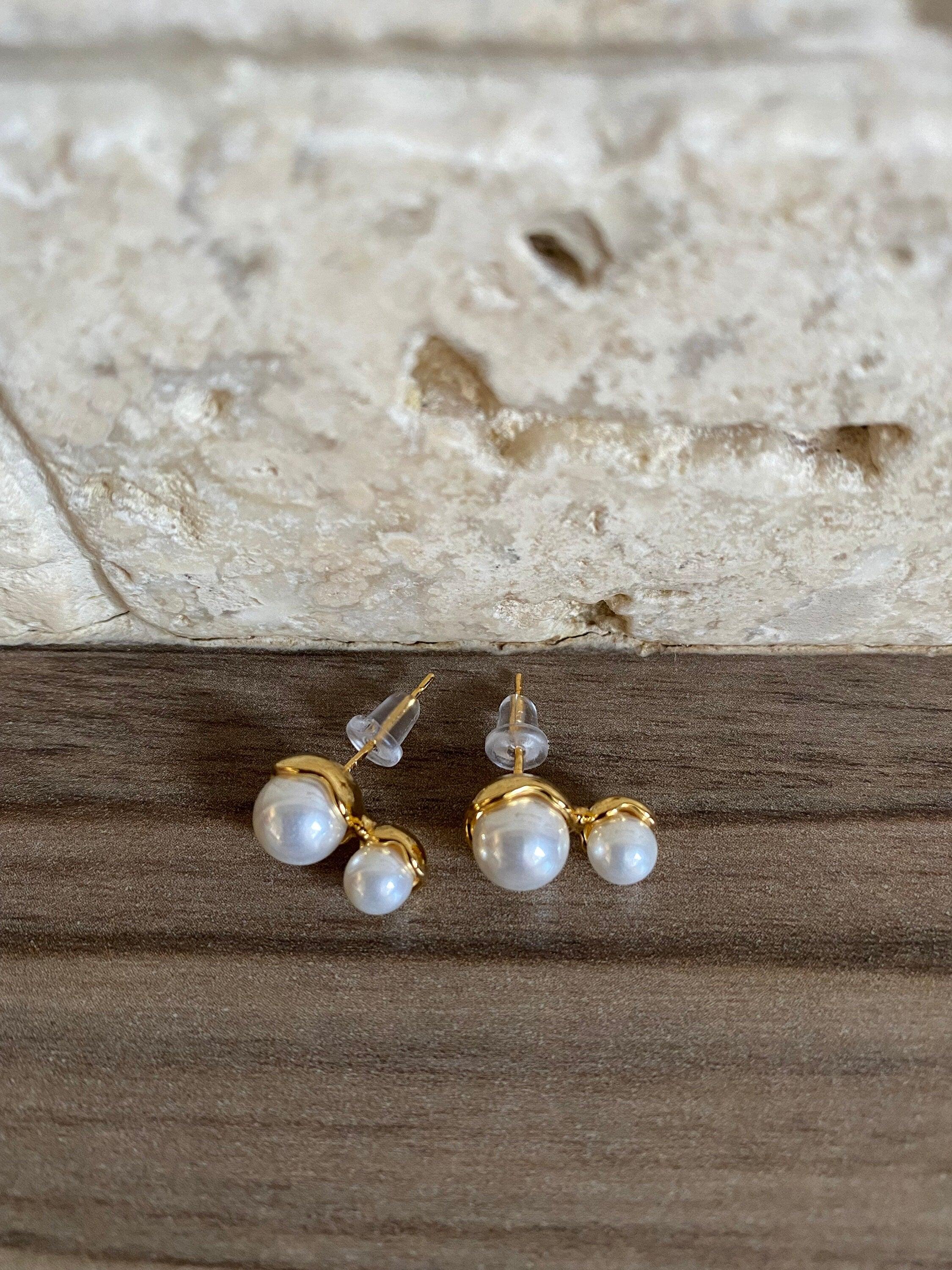 Gold Classic Two Pearl Irregular Shape Stud Earrings, Imitation Pearls Stud Earrings, Mini Double Pearl Earrings for Her, S925 Needle