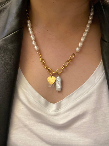 Natural Baroque Pearl Necklace for Her, Long Lasting Love Pendant Necklace, Statement Charm Choker Necklace, 18K Gold, Stainless Steel