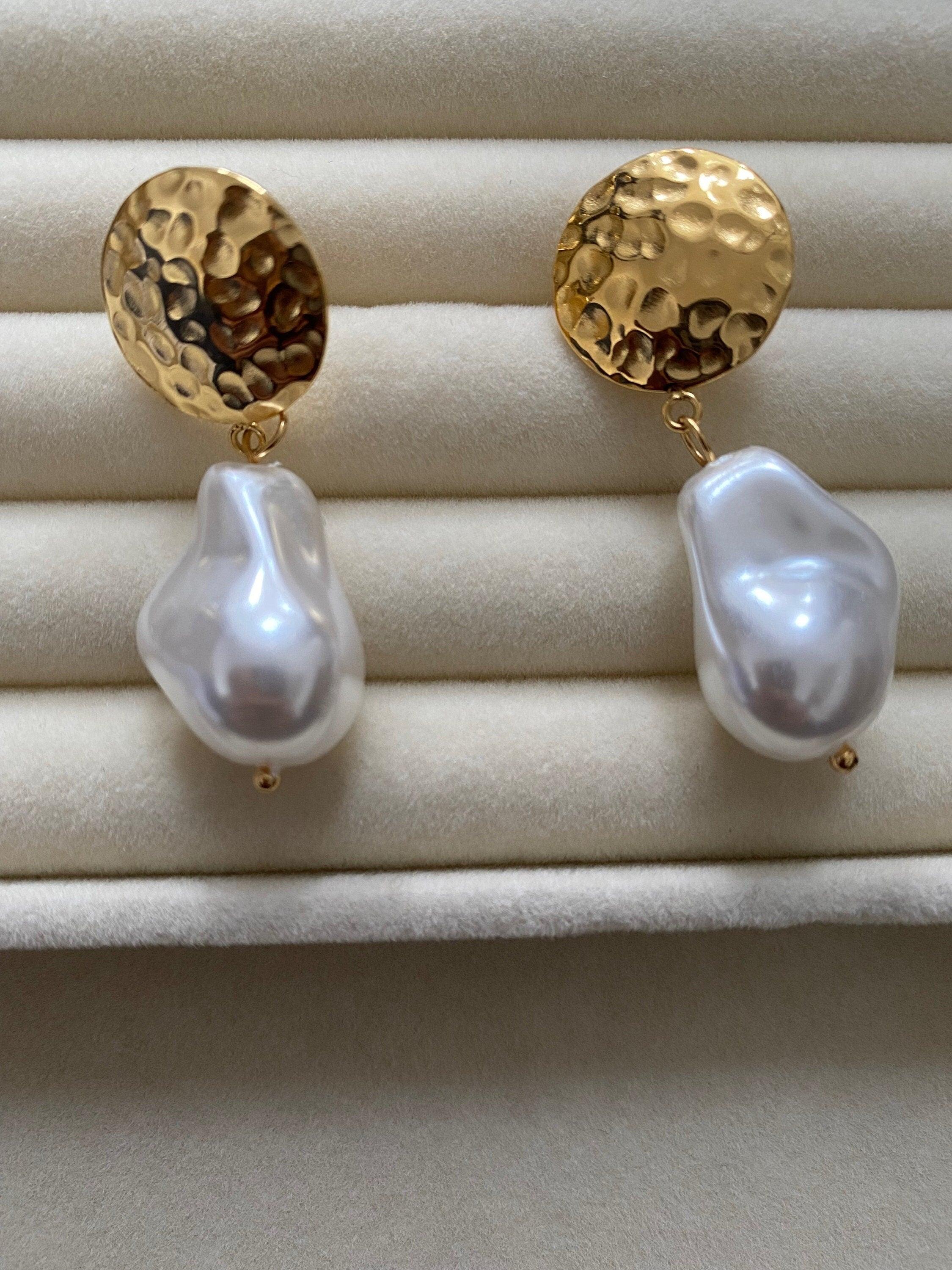 Massive Chunky Irregular Pearl Earrings, Coin Hammered Signet Pearl Earrings, Hammered Coin Shape Design Earrings for Women