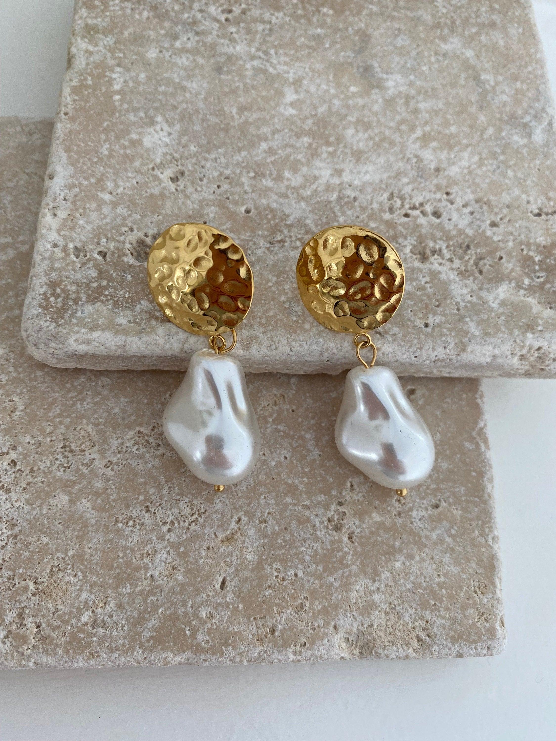 Massive Chunky Irregular Pearl Earrings, Coin Hammered Signet Pearl Earrings, Hammered Coin Shape Design Earrings for Women