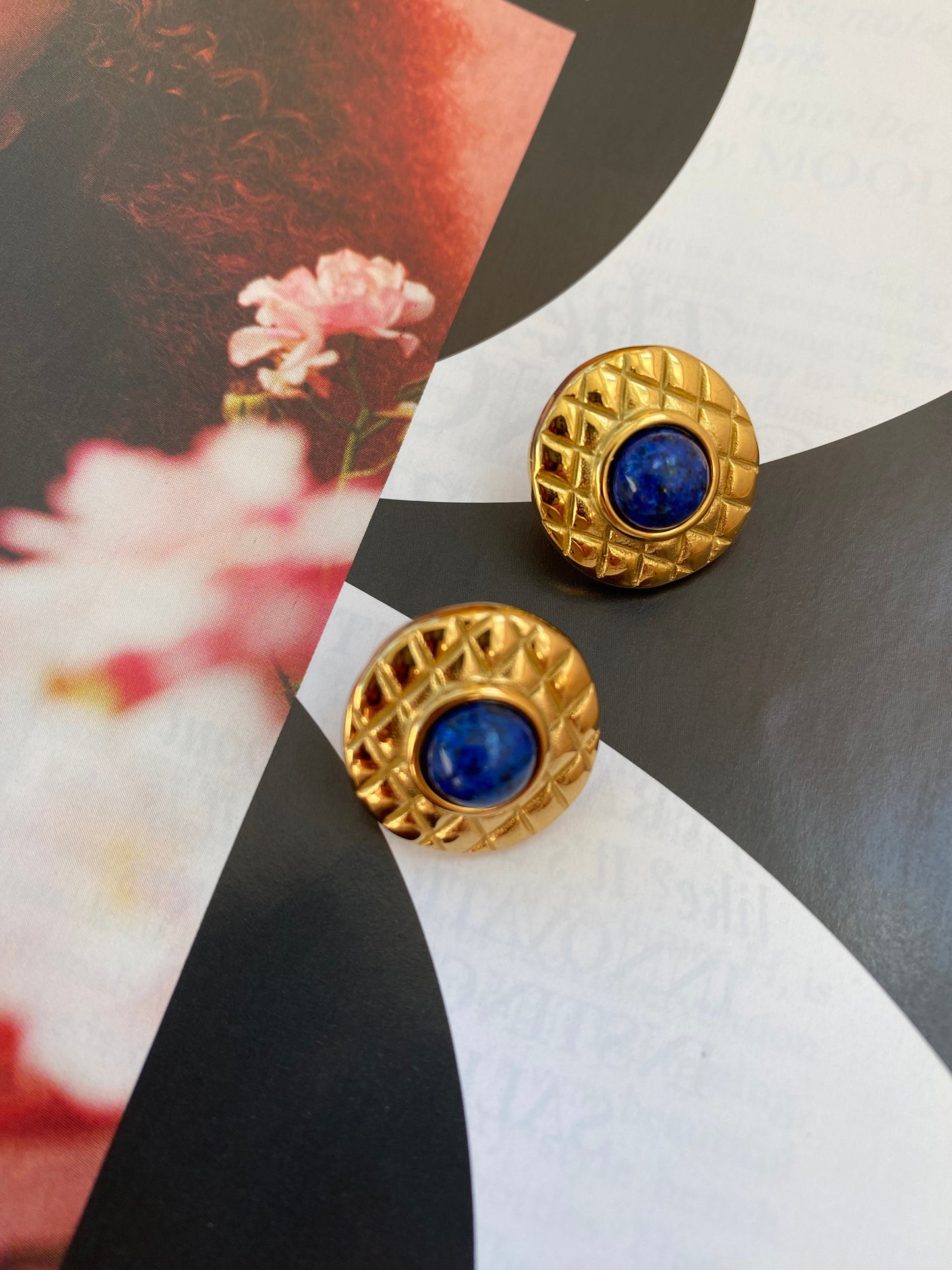 Blue Lapis Lazuli Stud Earrings, Ridge Lapis lazuli Earring, 18K Gold Lapis Lazuli Round Stud Earrings