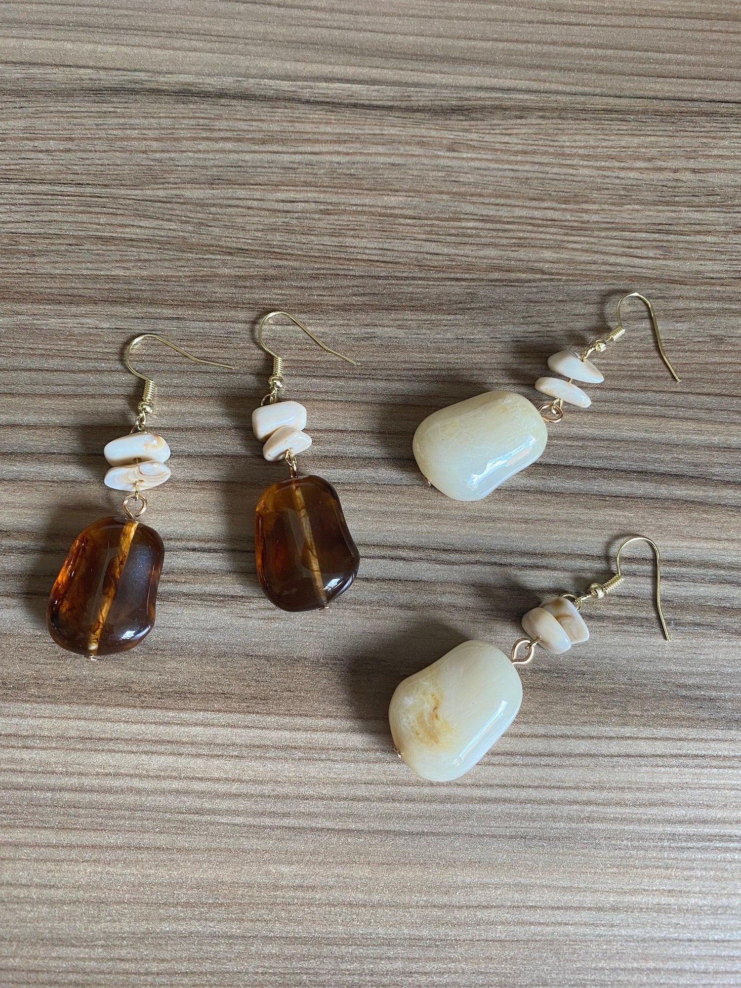 Korean Style Resin Earrings in Brown or White Colour, Acrylic Classic Resin Hoop Earrings, Modern Design, Smooth Surface, Perfect for Summer