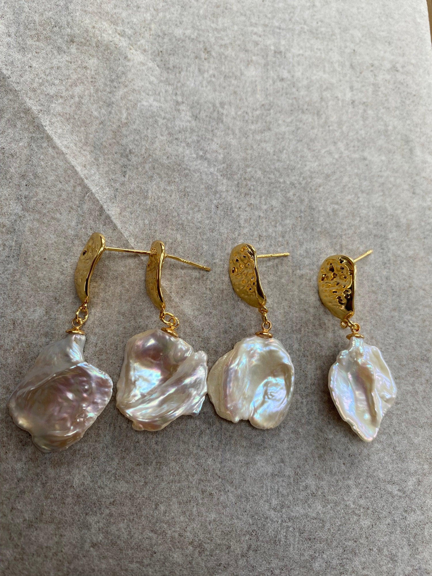 High Lustrous Keshi Petal Baroque Earrings,Hammered Signet Gold Pearl Earrings,Rainbow Glow Keshi Earrings, Beautiful Keshi Drop Earrings