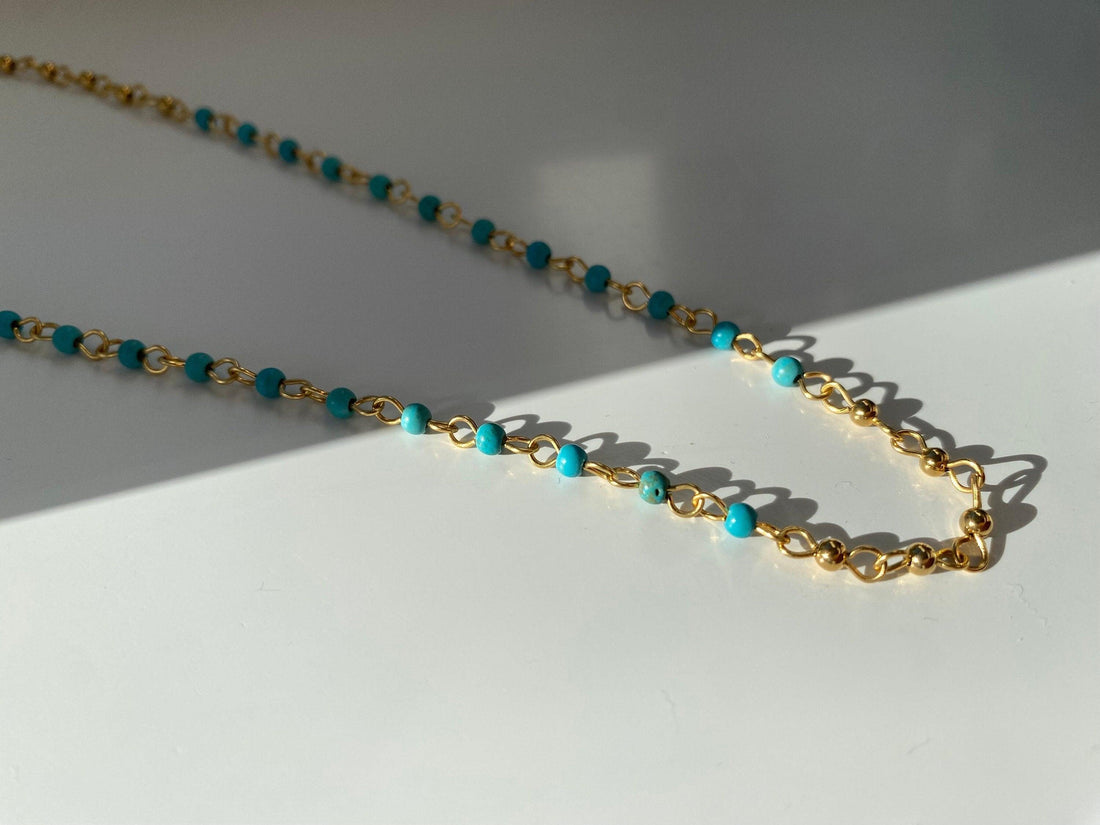 Petite Turquoise Stone Necklace, Small Layered Turquoise Chain Necklace for Her,Bohemia Style beaded Turquoise Choker. Perfect for Summer