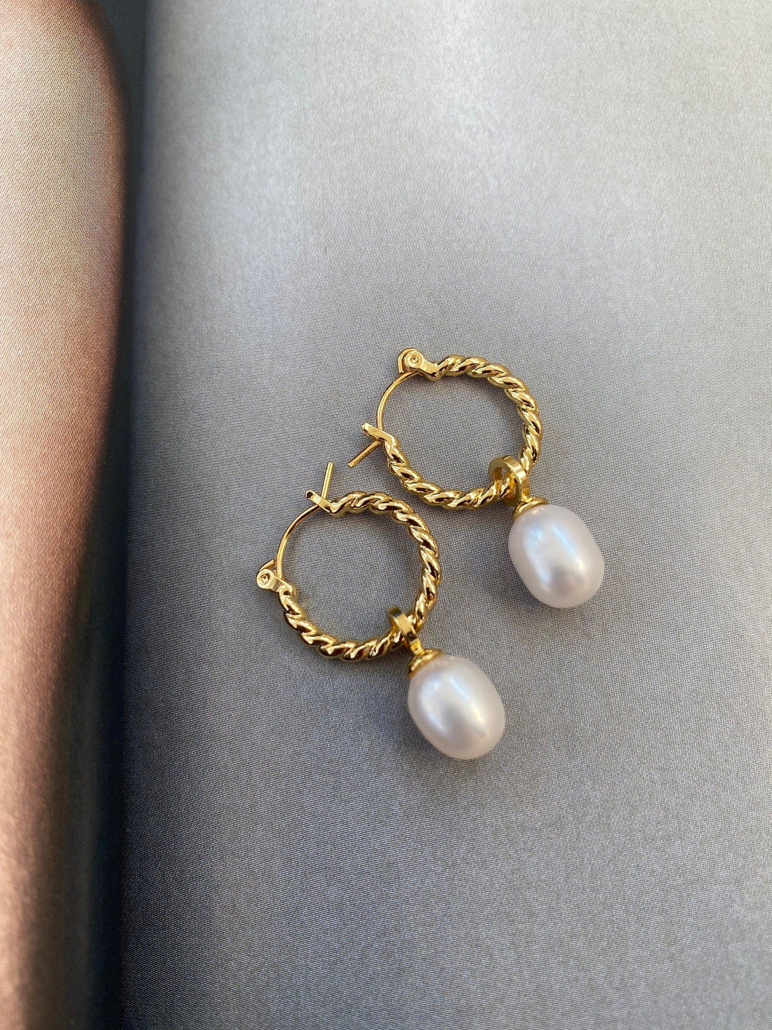 Mini Twisted Helical Pearl Earrings, Natural Freshwater Pearl Hoop Earrings For Her, Two styles in one Earrings. 18K Gold