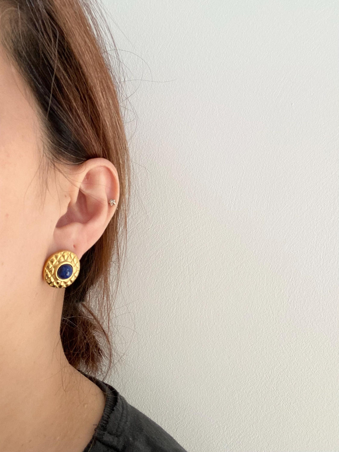 18K Gold Round Lapis Lazuli Stud Earrings, Classic Lapis Lazuli Earrings for Her, Dainty Lapis Lazuli Stud Earrings, Vintage Style