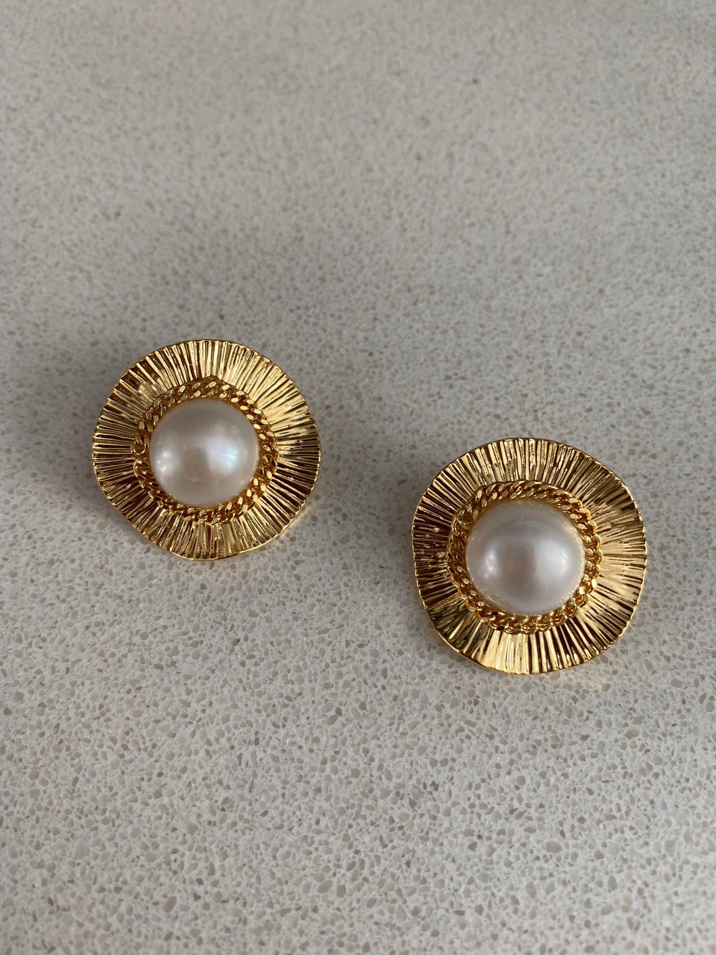 Large Straw Hat Freshwater Pearl Stud Earring, Korean Style Giant Pearl Statement Earring for Her. 18K gold and Wedding Earring eVE United Kingdom