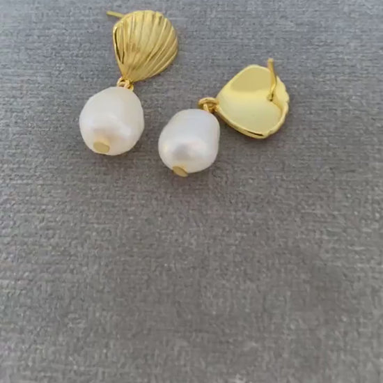 18k Gold Freshwater Pearl Clam Hoop Earrings, Cute Mini Statement Jewelry for Her