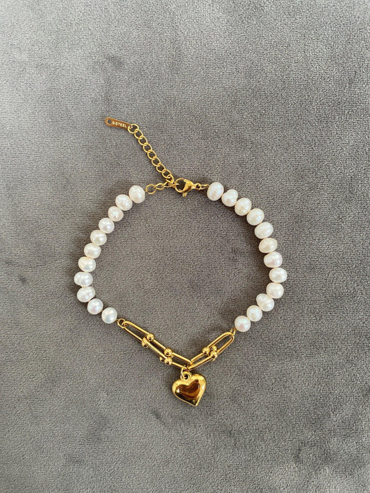 18k Gold Tiny Rice Pearl Bracelet for Her, Freshwater Pearl Heart Chain Bracelets, Dainty Lock Link Chain Bracelet eVE United Kingdom