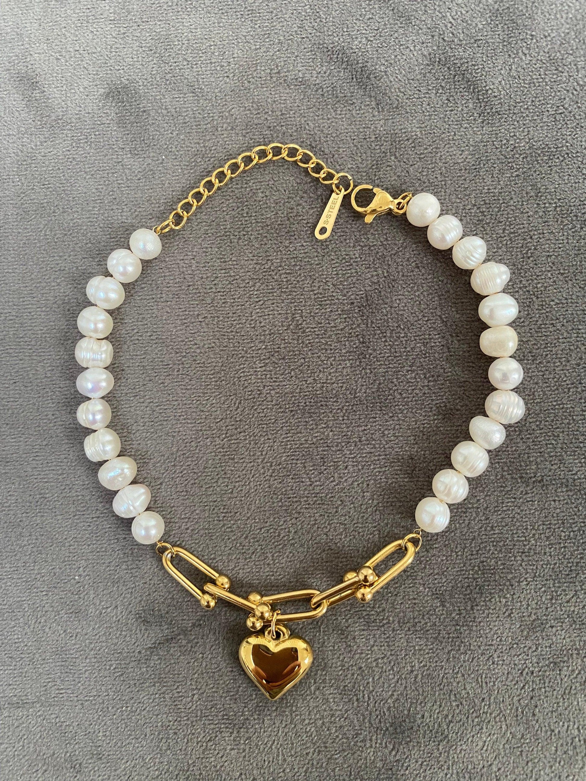 18k Gold Tiny Rice Pearl Bracelet for Her, Freshwater Pearl Heart Chain Bracelets, Dainty Lock Link Chain Bracelet eVE United Kingdom