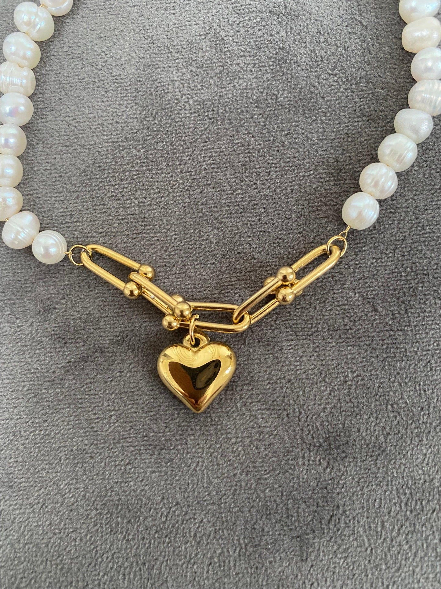 18k Gold Tiny Rice Pearl Bracelet for Her, Freshwater Pearl Heart Chain Bracelets, Dainty Lock Link Chain Bracelet eVE United Kingdom