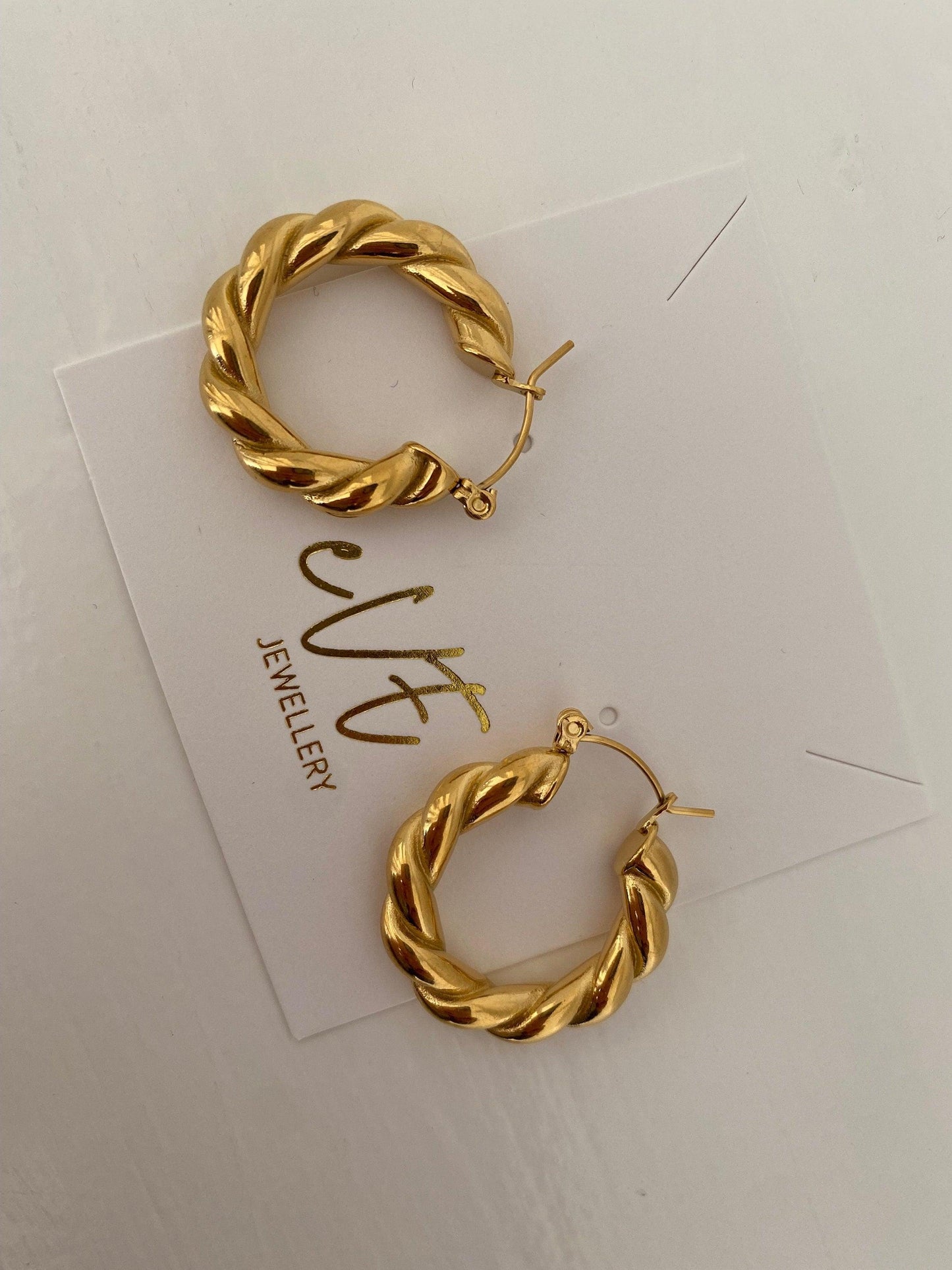 18K Gold Twisted Hoop Earrings , Thick Chucky Twisted Earring, Twisted Drop Earring, Gold Chunky Earring , Gift for Her eVE United Kingdom