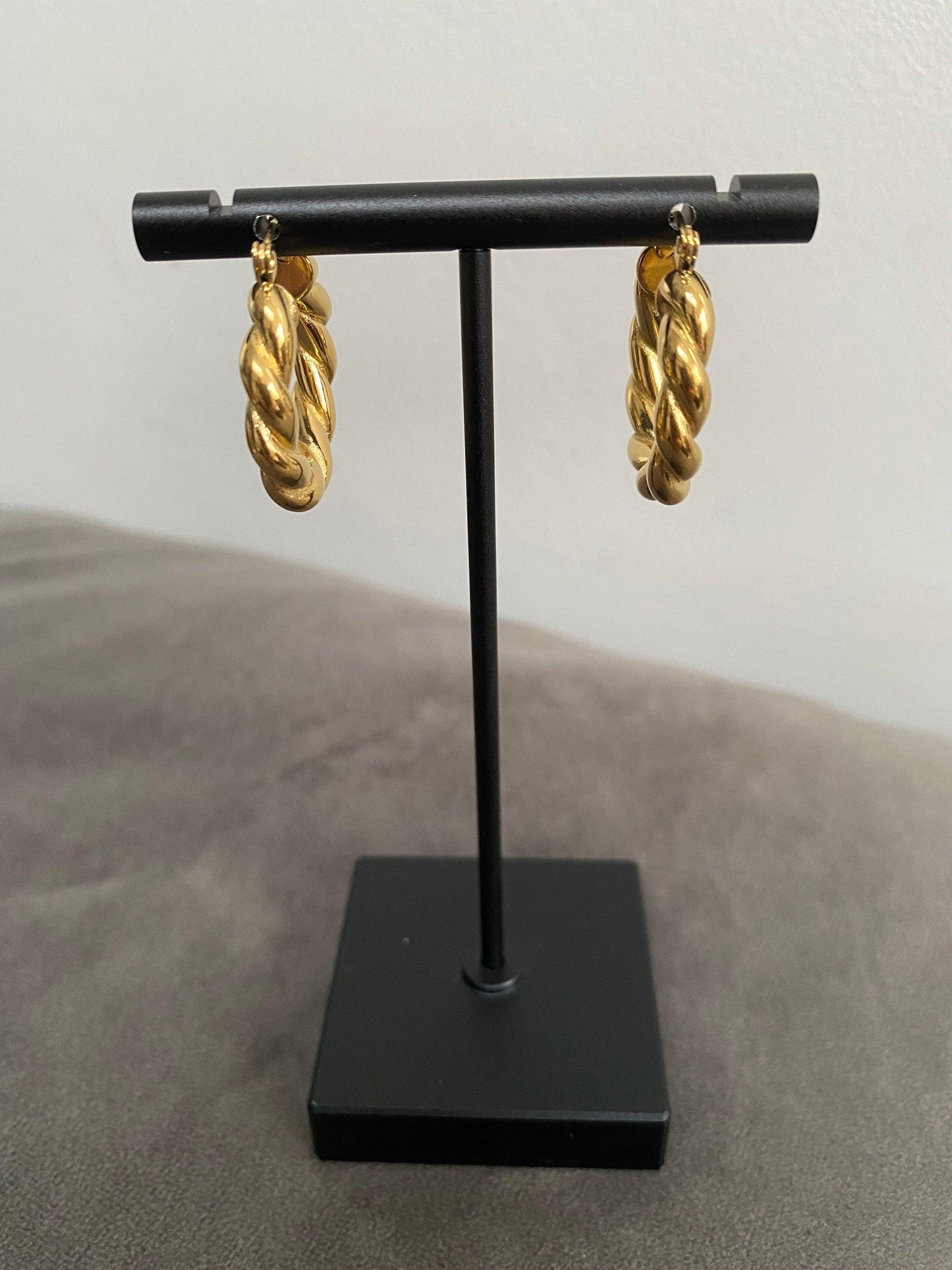 18K Gold Twisted Hoop Earrings , Thick Chucky Twisted Earring, Twisted Drop Earring, Gold Chunky Earring , Gift for Her eVE United Kingdom