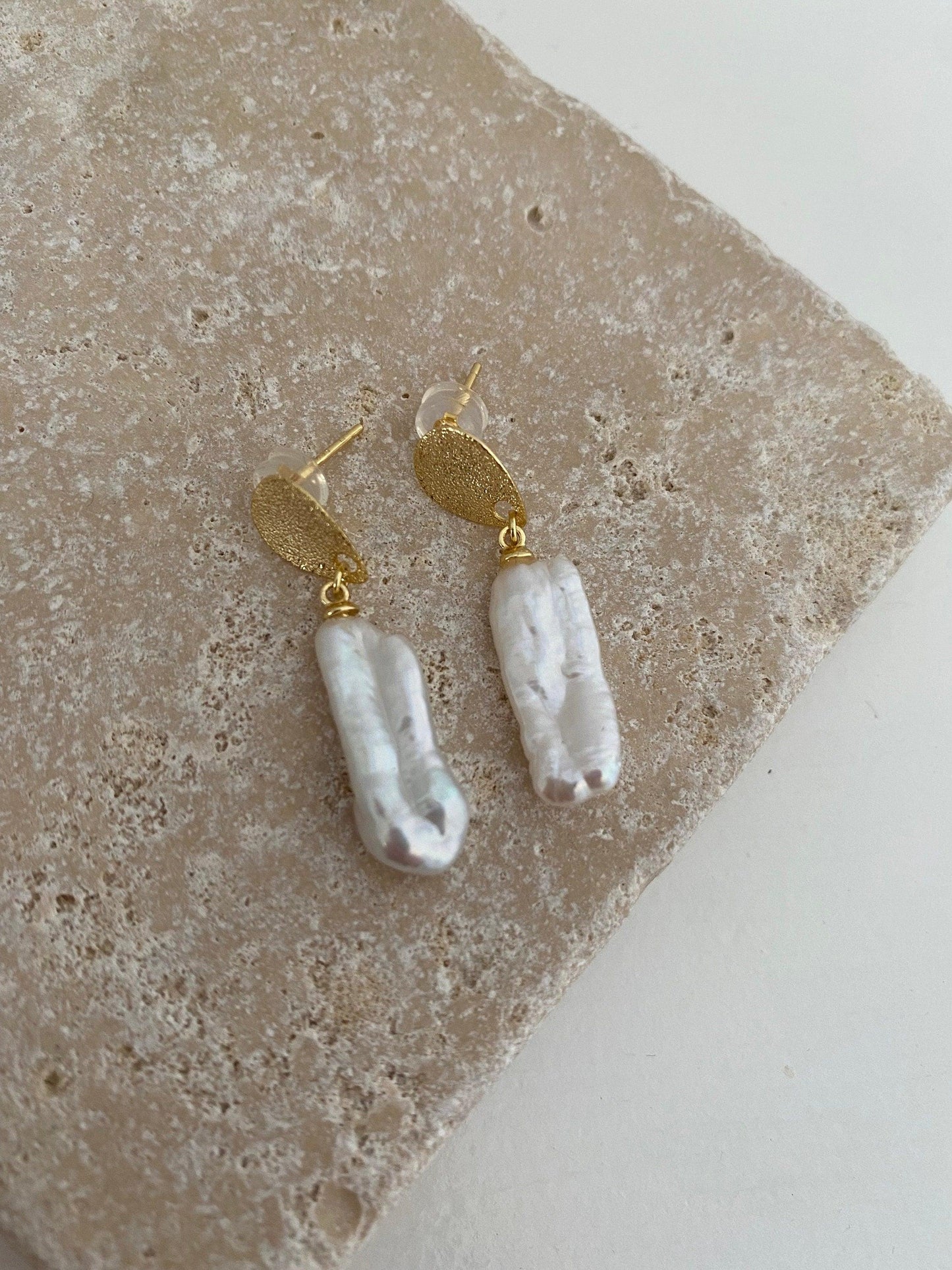 Keshi Biwa Pearl Drop Earrings For Her, Long Baroque Pearl Earring, Gold Biwa Pearl Earring, Keshi Baroque Earring, Gift for Her eVE United Kingdom